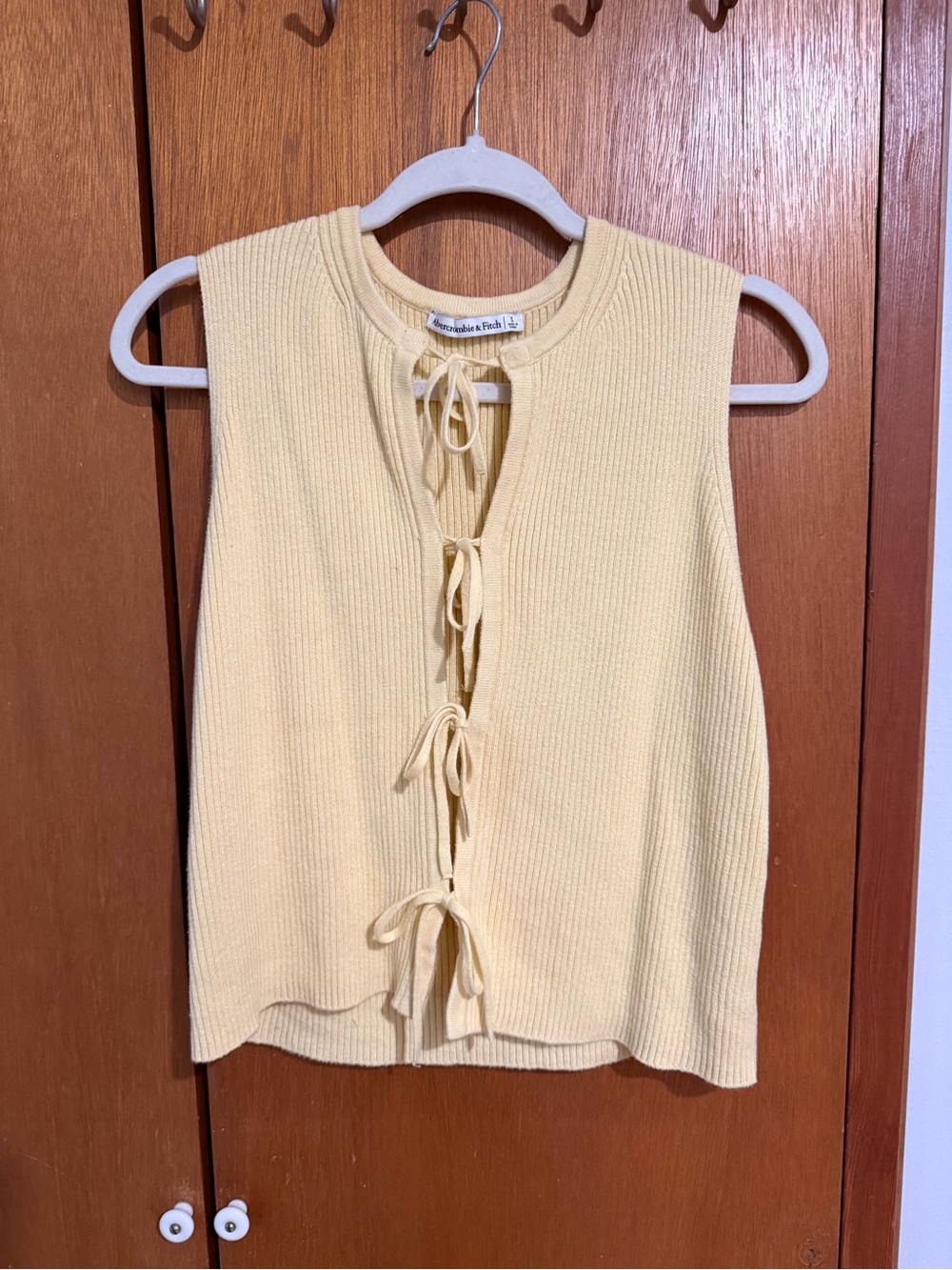 Abercrombie butter Yellow Tie-Front Ribbed Sweater tank